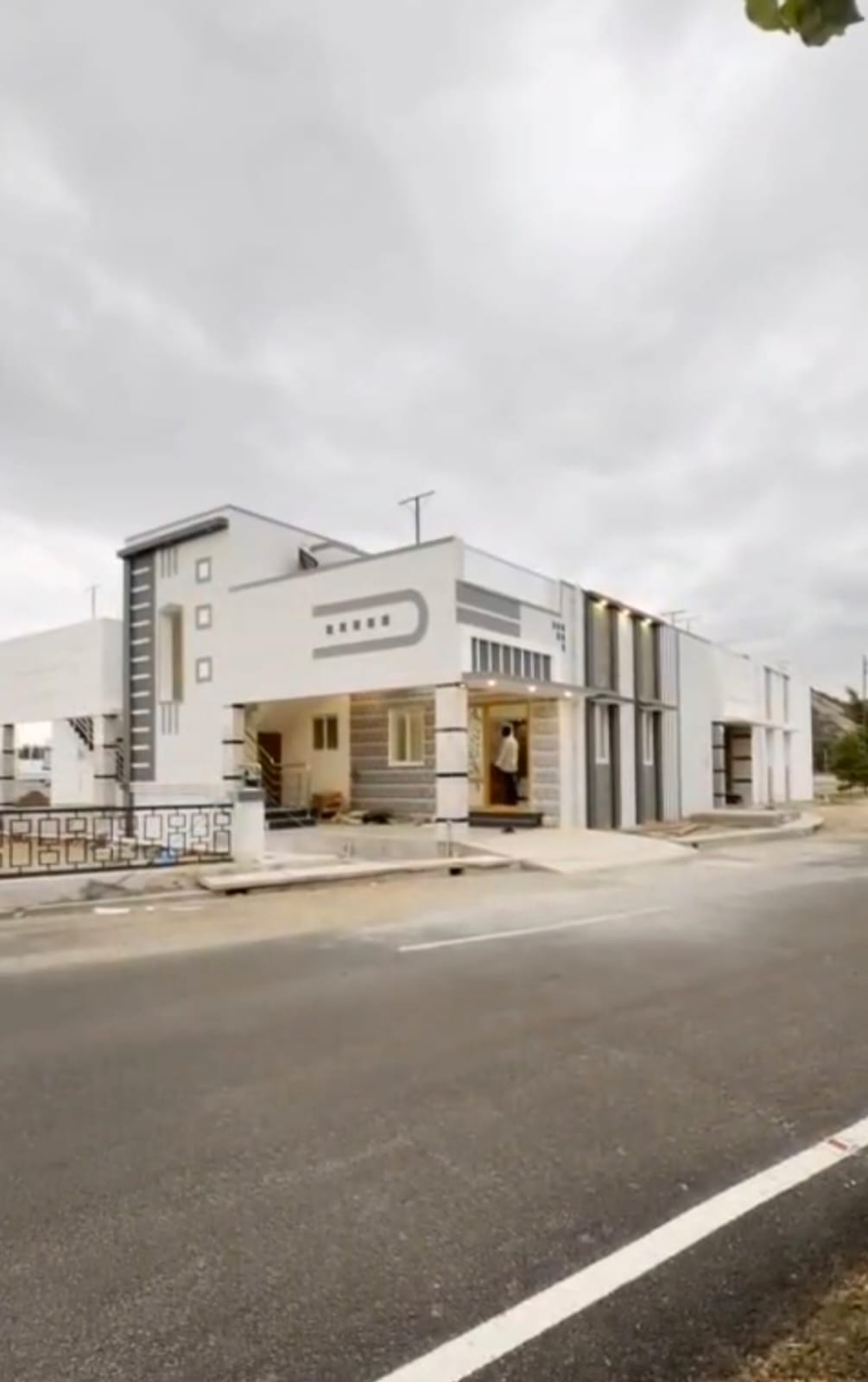 INDIVIDUAL HOUSE SALE IN SALEM - 2BHK - 45 LAKHS